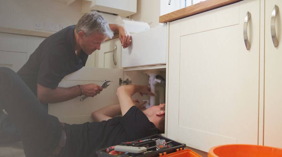 Professional burst pipe repair services in Kingsville, TX
